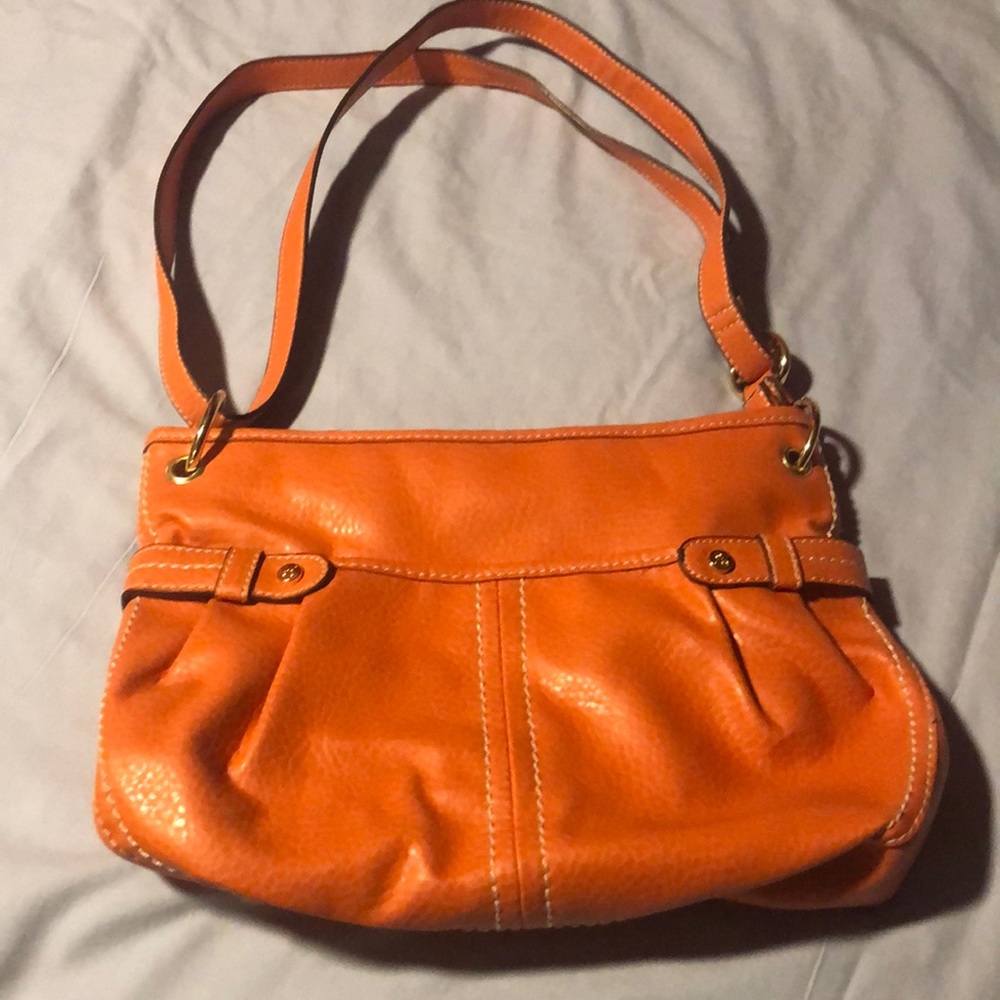 Relic leather purse